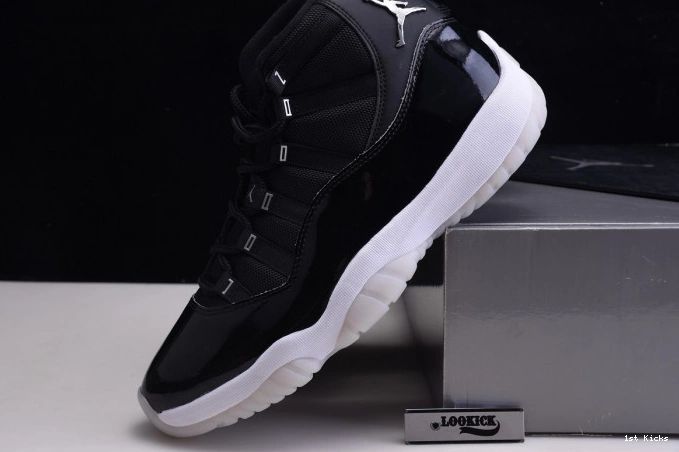 CT8012-011 Air Anniversary 11 Jordan 25th 0822